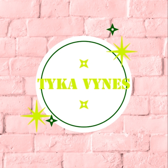 Meet your Posher, Quincy - Picture 1 of 1